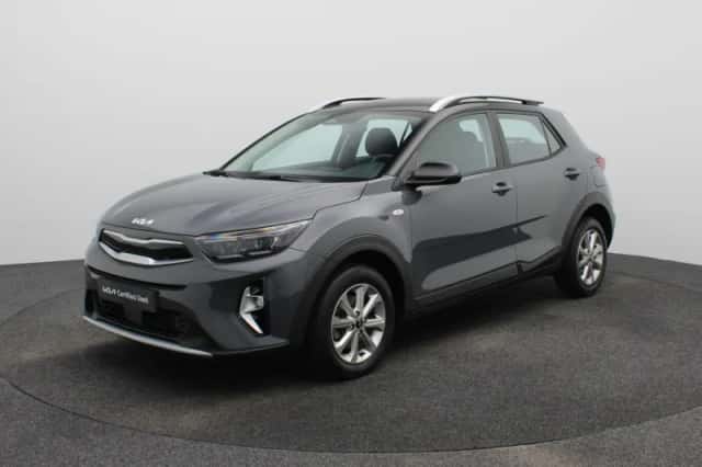 Kia Stonic (2023) thumbnail 1
