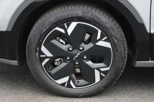 Kia Niro EV (2025) thumbnail 14