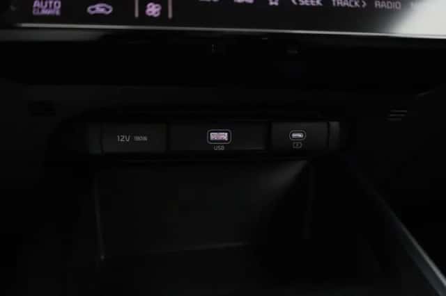 Kia Niro EV (2025) thumbnail 22