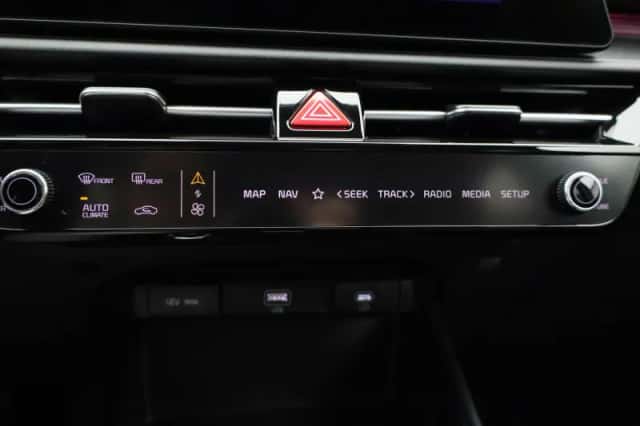Kia Niro EV (2025) thumbnail 23