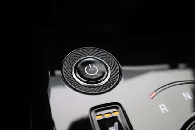 Kia Niro EV (2025) thumbnail 24
