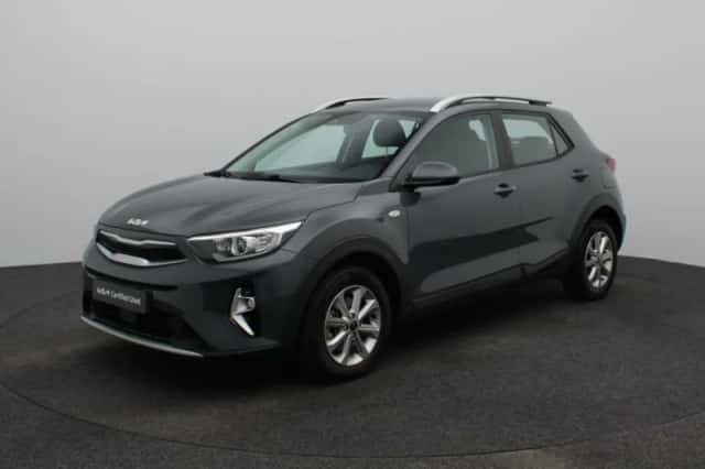 Kia Stonic (2021) thumbnail 1