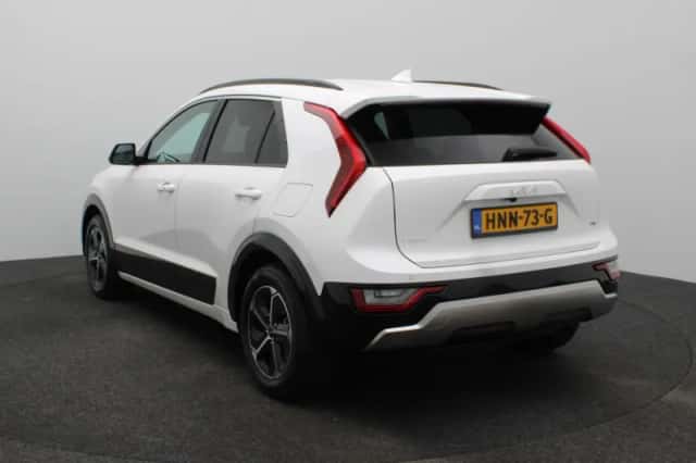 Kia Niro (2025) thumbnail 4
