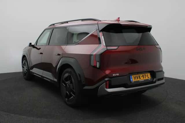 Kia EV9 (2025) thumbnail 2