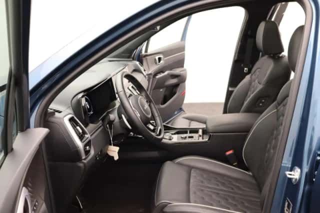 Kia Sorento (2024) thumbnail 13