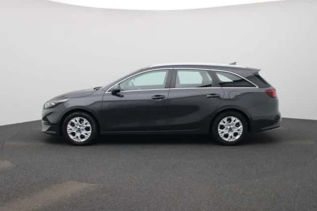 Kia Ceed Sportswagon (2024) thumbnail 6