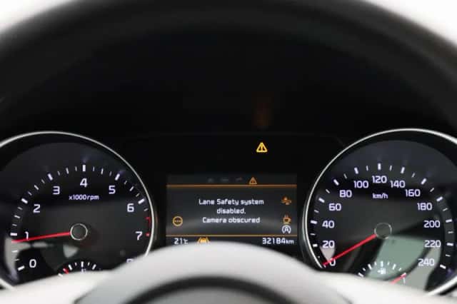 Kia Ceed Sportswagon (2024) thumbnail 8
