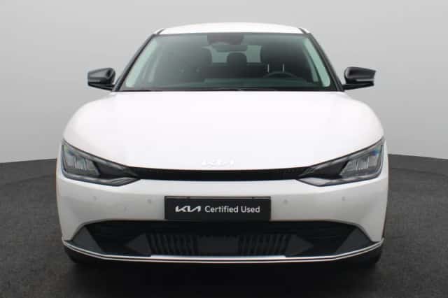 Kia EV6 (2024) thumbnail 5