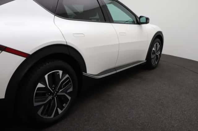 Kia EV6 (2024) thumbnail 42