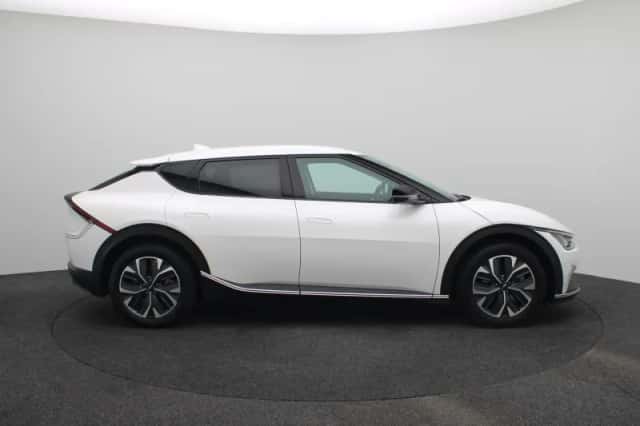 Kia EV6 (2024) thumbnail 8