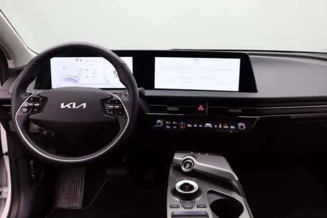 Kia EV6 (2024) thumbnail 9