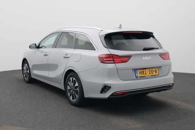 Kia Ceed Sportswagon (2025) thumbnail 4