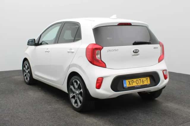 Kia Picanto (2019) thumbnail 4