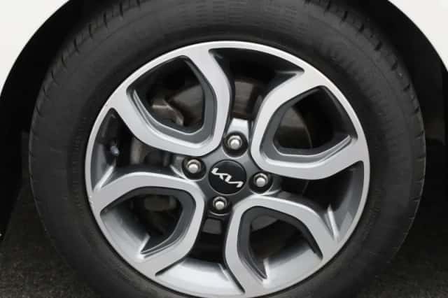 Kia Picanto (2022) thumbnail 14