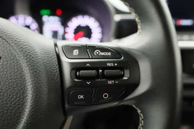 Kia Picanto (2022) thumbnail 18