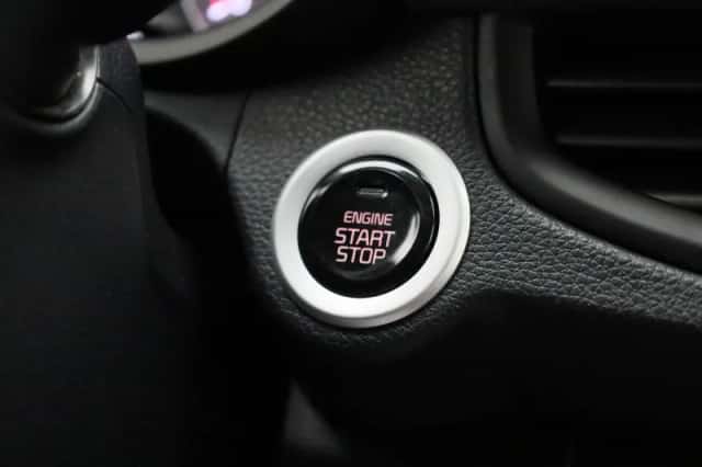 Kia Picanto (2022) thumbnail 23