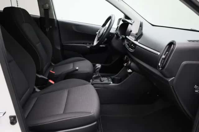 Kia Picanto (2022) thumbnail 32