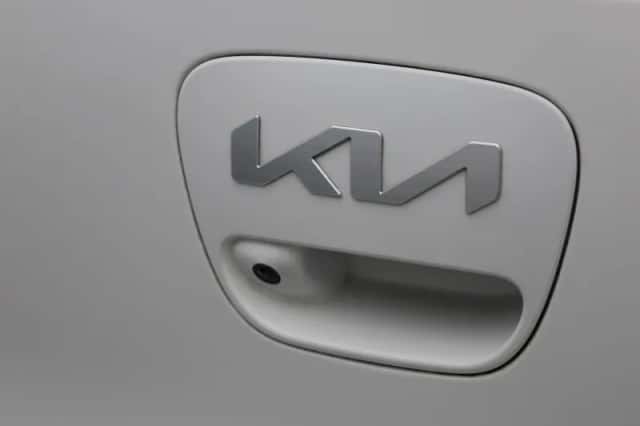 Kia Picanto (2022) thumbnail 36