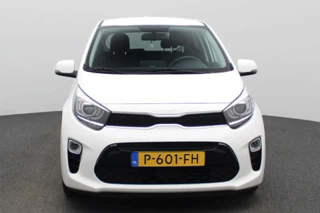 Kia Picanto (2022) thumbnail 5