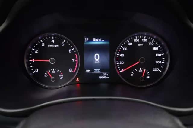 Kia Stonic (2024) thumbnail 15