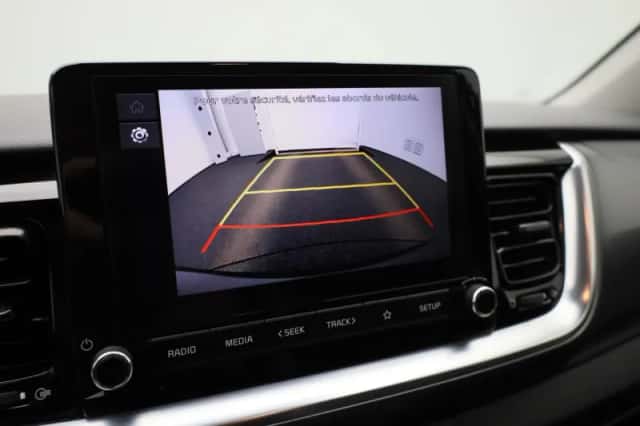 Kia Stonic (2024) thumbnail 17