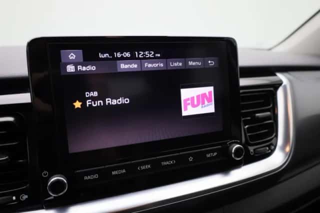 Kia Stonic (2024) thumbnail 18