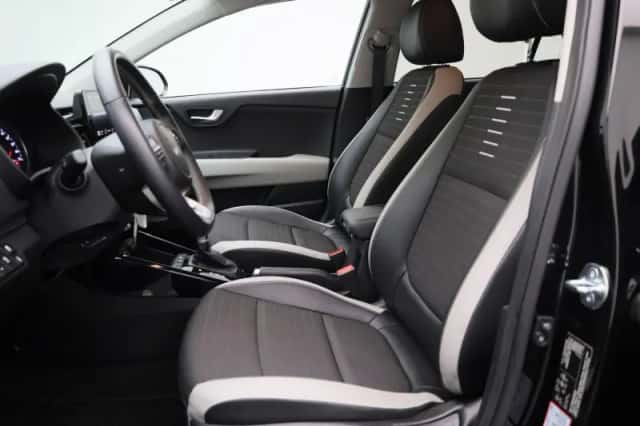 Kia Stonic (2024) thumbnail 10