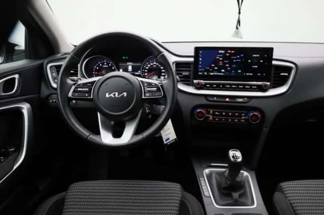 Kia Ceed Sportswagon (2025) thumbnail 9