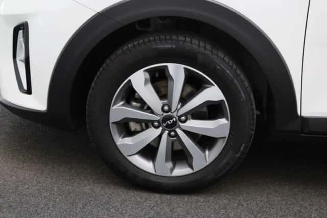 Kia Stonic (2025) thumbnail 13