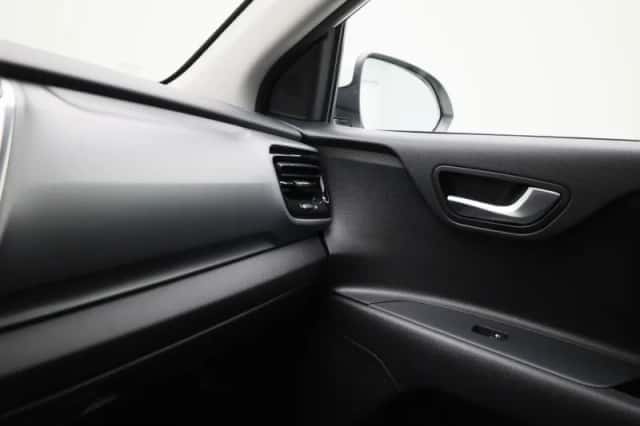 Kia Stonic (2025) thumbnail 25
