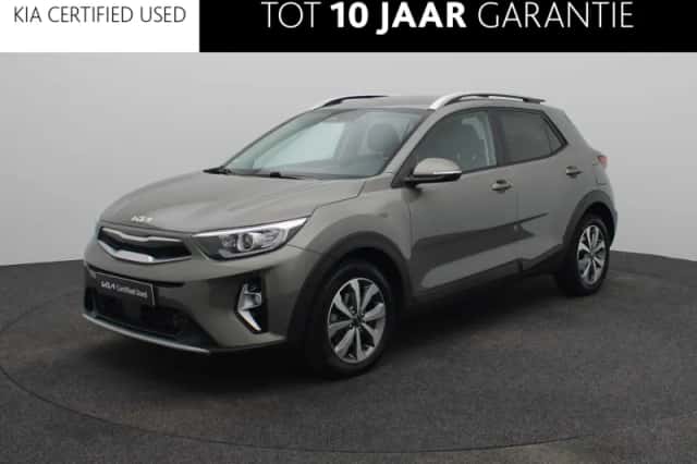 Kia Stonic (2022) thumbnail 1
