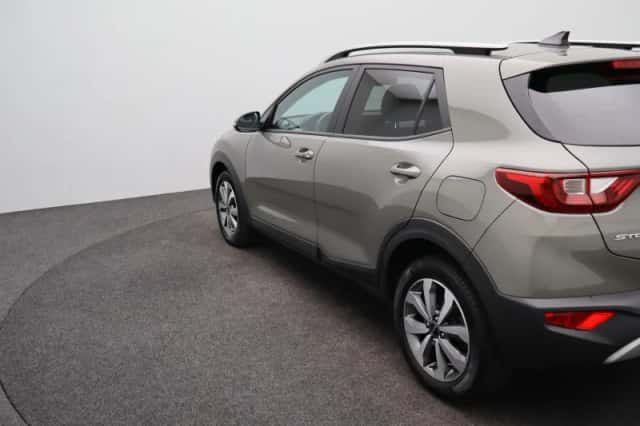 Kia Stonic (2022) thumbnail 34