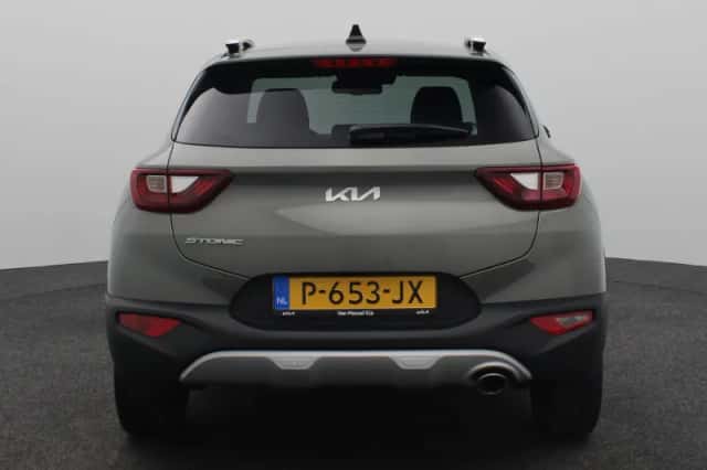 Kia Stonic (2022) thumbnail 5