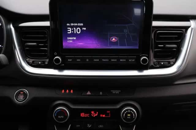 Kia Stonic (2022) thumbnail 10