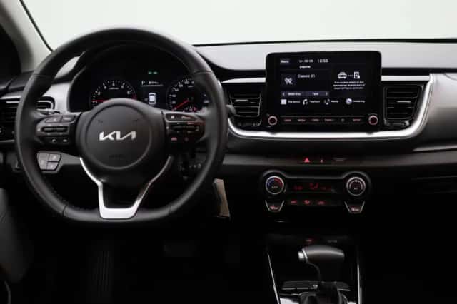 Kia Stonic (2024) thumbnail 7