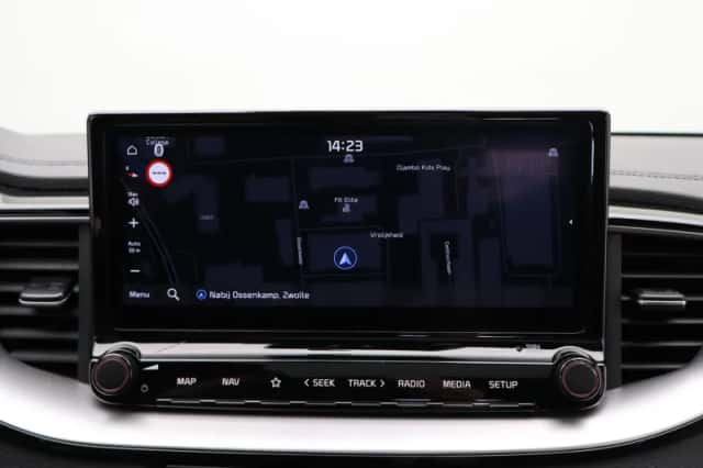 Kia Ceed Sportswagon (2023) thumbnail 16