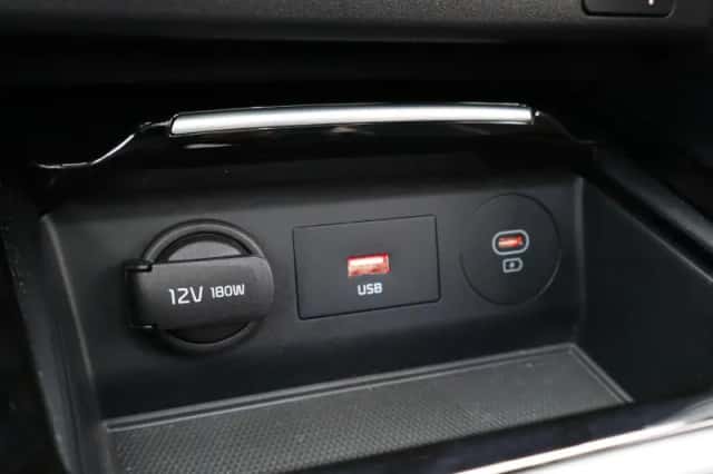 Kia Ceed Sportswagon (2023) thumbnail 22