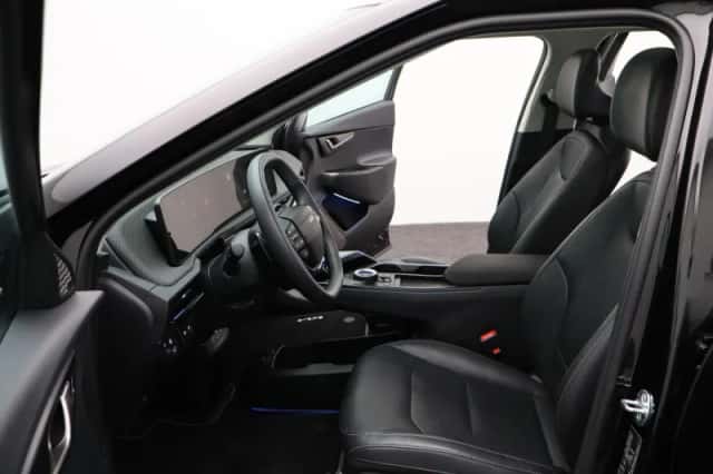 Kia EV6 (2025) thumbnail 13