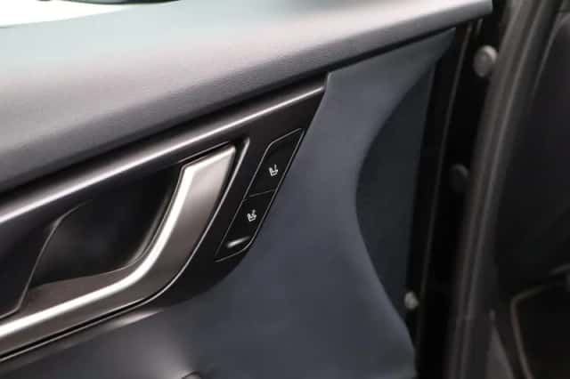 Kia EV6 (2025) thumbnail 28