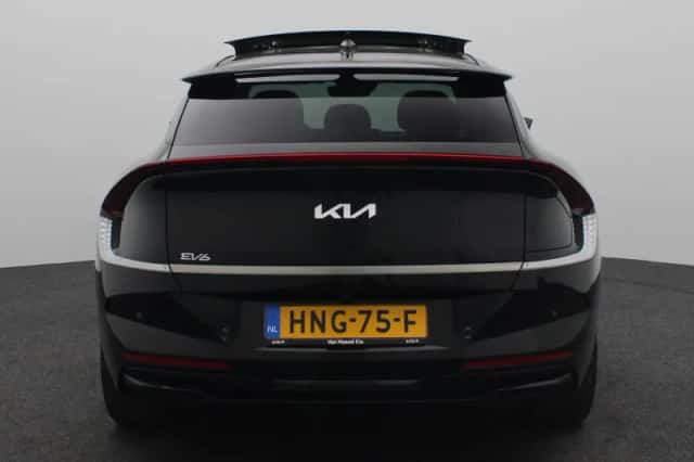 Kia EV6 (2025) thumbnail 7