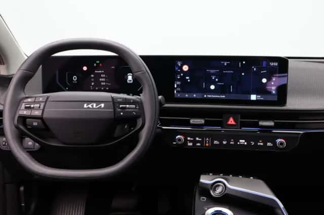 Kia EV6 (2025) thumbnail 9