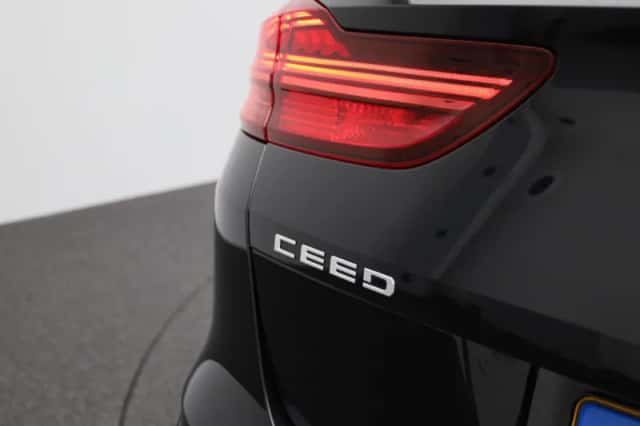 Kia Ceed Sportswagon (2025) thumbnail 39