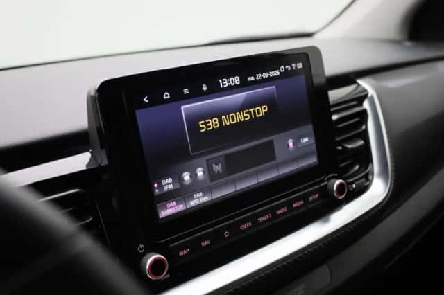 Kia Stonic (2024) thumbnail 32