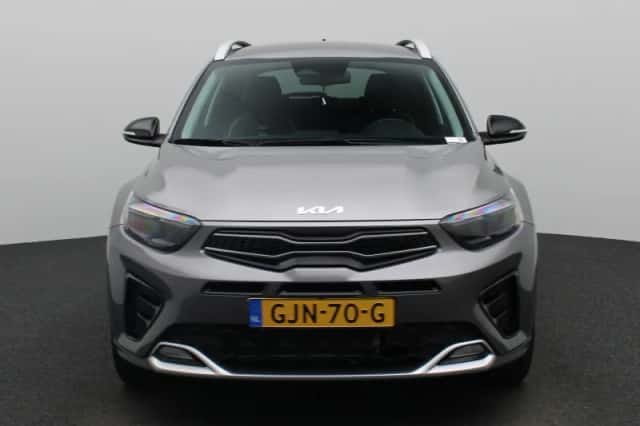 Kia Stonic (2024) thumbnail 5