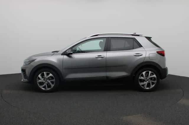 Kia Stonic (2024) thumbnail 6