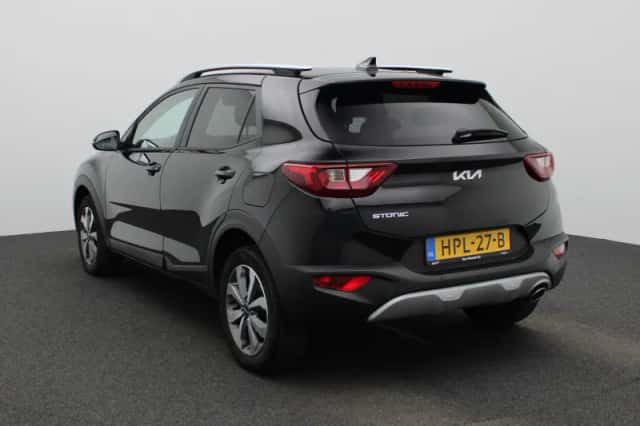 Kia Stonic (2025) thumbnail 4