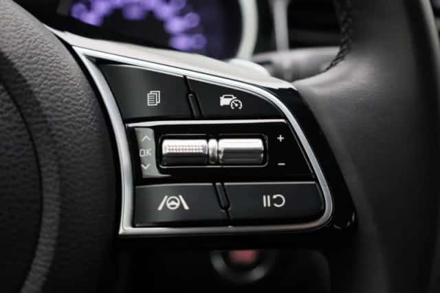 Kia Ceed Sportswagon (2024) thumbnail 23