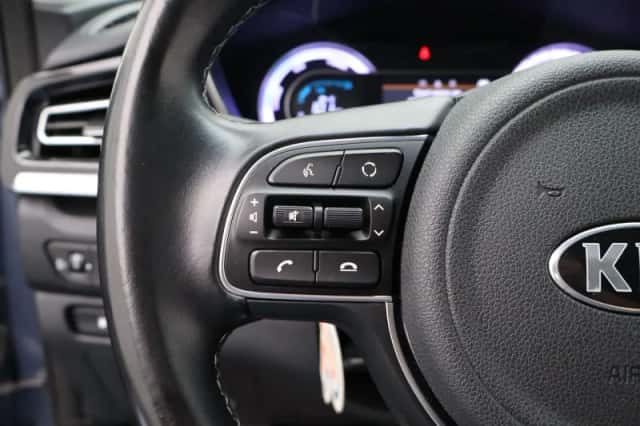 Kia Niro (2019) thumbnail 18