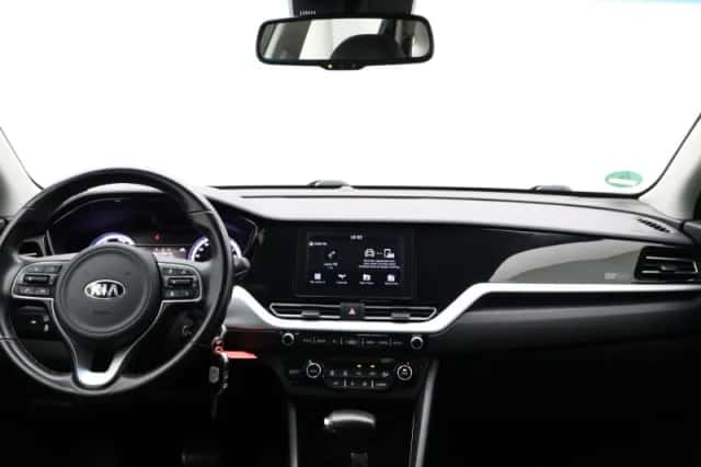 Kia Niro (2019) thumbnail 29