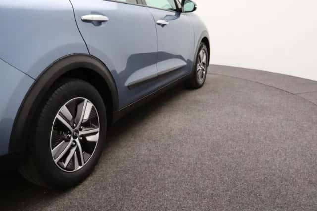 Kia Niro (2019) thumbnail 36